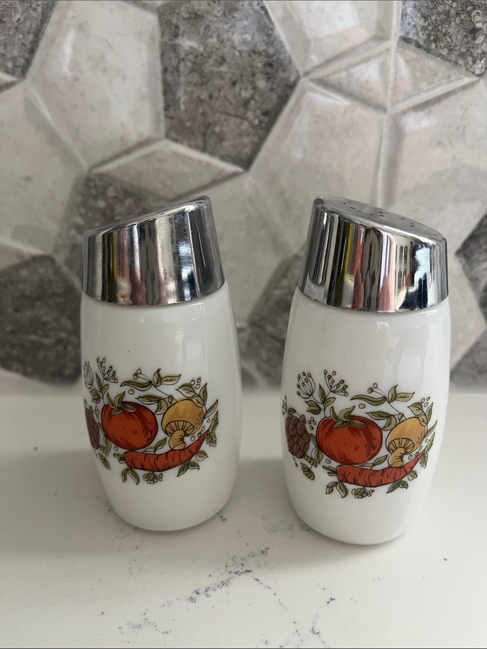 Vintage Van Pak 1970 Made in Canada  Ceramic Salt and Pepper Shakers Chrome